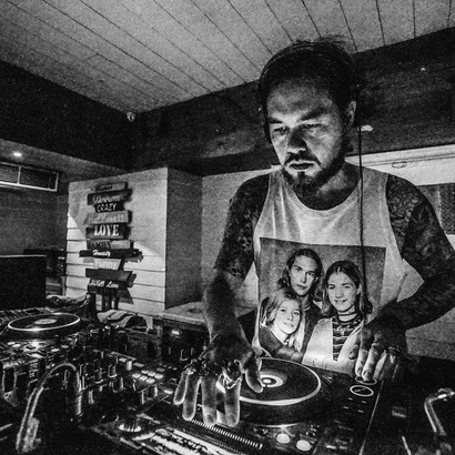 Fresh Out The Box - Tittsworth w/ DJ MoCity (A Journey through Go-go Music)