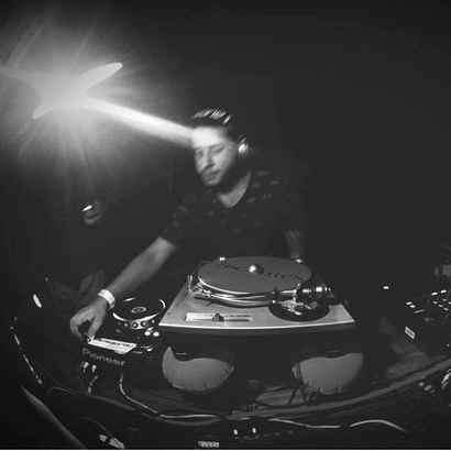 Medium Rare 002 - Prime Cutz by FILM