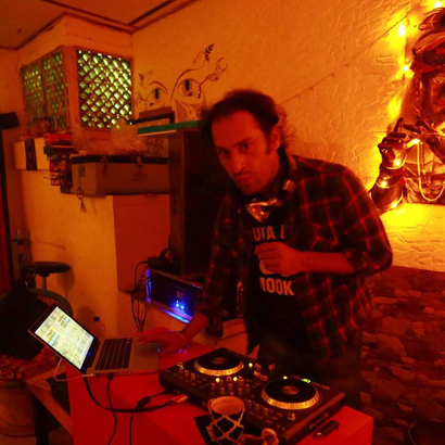 WAXOUT - Pagal Sound FT: Jah Mason, Gregory Isaacs, The Abyssininians, Sizzla, U Brown